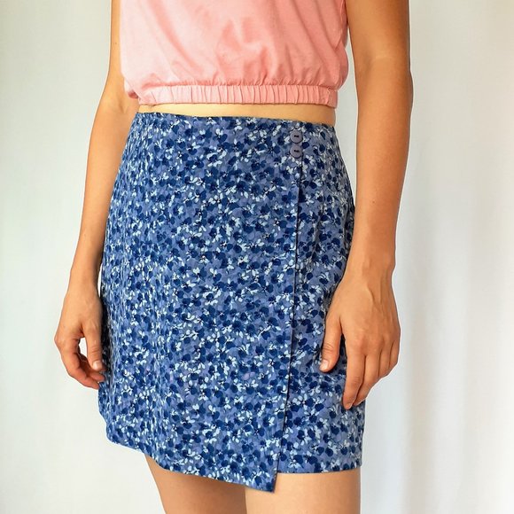Zig Zag Dresses & Skirts - Vintage floral skort